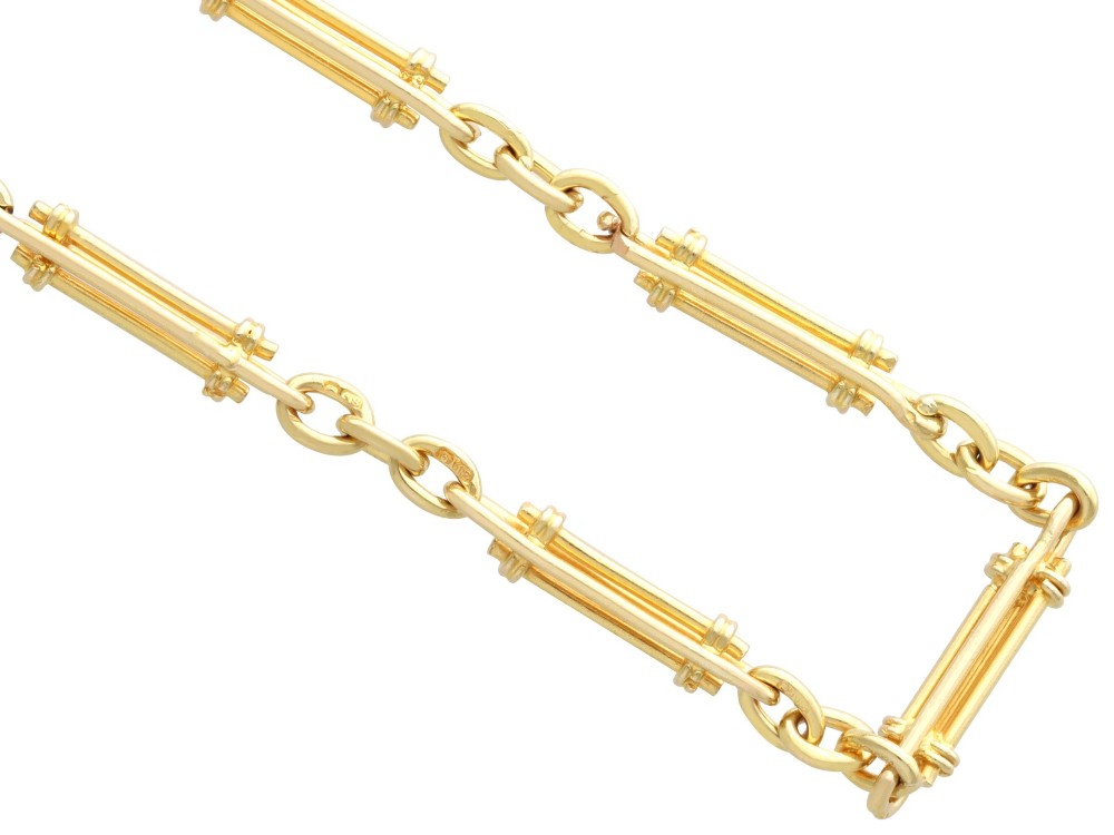 Antique Victorian 18ct Yellow Gold Chain Necklace Circa 1880 View VII