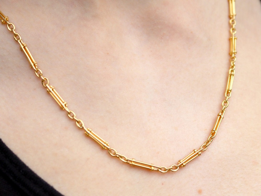 Antique Victorian 18ct Yellow Gold Chain Necklace Circa 1880 View XII