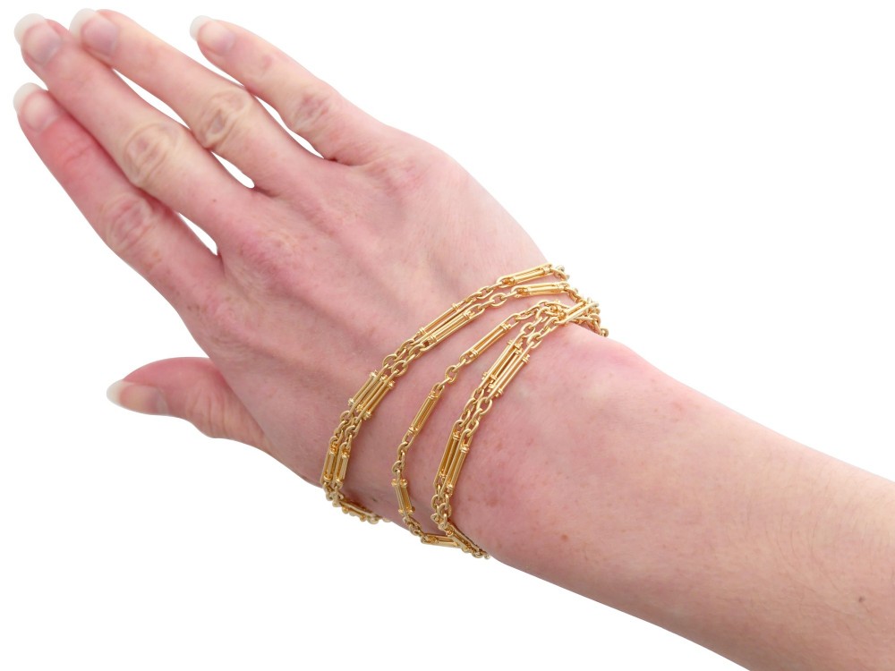 Antique Victorian 18ct Yellow Gold Chain Necklace Circa 1880 View XIII