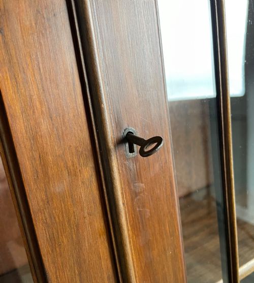 ANTIQUE EDWARDIAN BUREAU BOOKCASE IN WALNUT - ADDITIONAL PHOTO 13