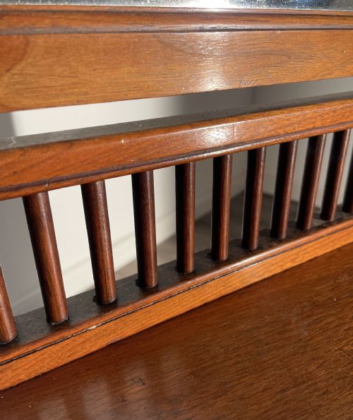 20TH CENTURY EDWARDIAN DRESSING TABLE IN WALNUT - ADDITIONAL PHOTO 3