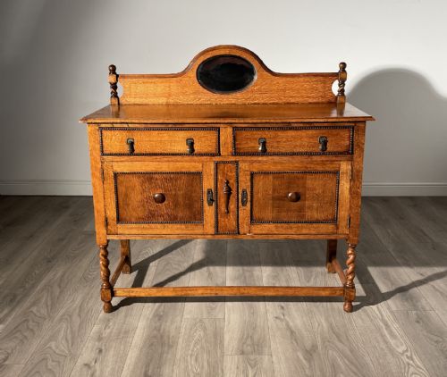 antique edwardian sideboard in golden oak - CATEGORY: ANTIQUE SIDEBOARDS - DATED EDWARDIAN