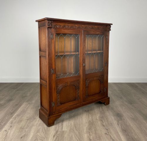 ANTIQUE EDWARDIAN DISPLAY CABINET IN OAK - ADDITIONAL PHOTO 5
