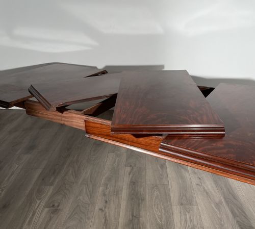 LARGE ANTIQUE 19TH CENTURY EXTENDING DINING TABLE IN MAHOGANY - ADDITIONAL PHOTO 2