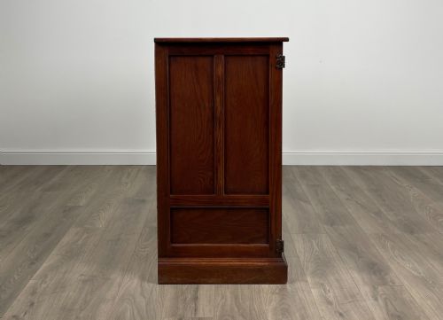 ANTIQUE 20TH CENTURY OLD CHARM CUPBOARD IN OAK - ADDITIONAL PHOTO 7