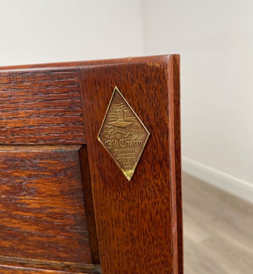 ANTIQUE 20TH CENTURY OLD CHARM CUPBOARD IN OAK - ADDITIONAL PHOTO 12