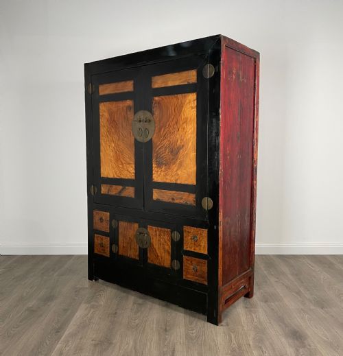 ANTIQUE 19TH CENTURY CHINESE CUPBOARD IN EBONISED PINE - ADDITIONAL PHOTO 2
