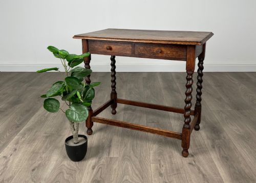 antique 20th century oak barley twist side table - CATEGORY: ANTIQUE TABLES - DATED EDWARDIAN