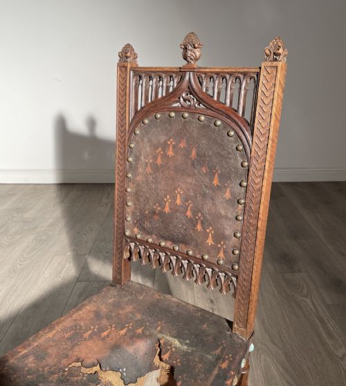 ANTIQUE 18TH CENTURY GOTHIC STYLE BEDROOM CHAIR HALL CHAIR - ADDITIONAL PHOTO 1