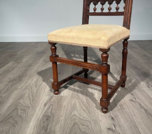 ANTIQUE SET OF 4 CARVED VICTORIAN DINING CHAIRS IN WALNUT - ADDITIONAL PHOTO 6