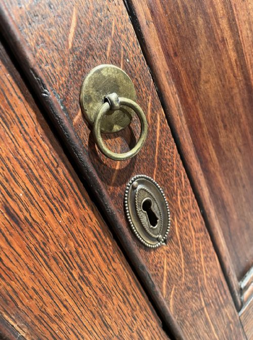 ANTIQUE 18TH CENTURY WELSH DRESSER IN OAK - ADDITIONAL PHOTO 11