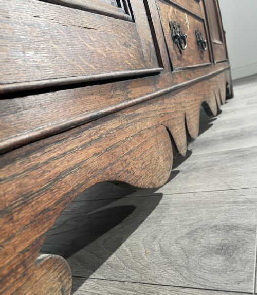 ANTIQUE 18TH CENTURY WELSH DRESSER IN OAK - ADDITIONAL PHOTO 13