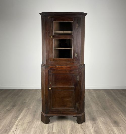 ANTIQUE 18TH CENTURY CORNER CUPBOARD IN OAK - ADDITIONAL PHOTO 1