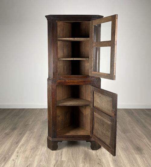 ANTIQUE 18TH CENTURY CORNER CUPBOARD IN OAK - ADDITIONAL PHOTO 2