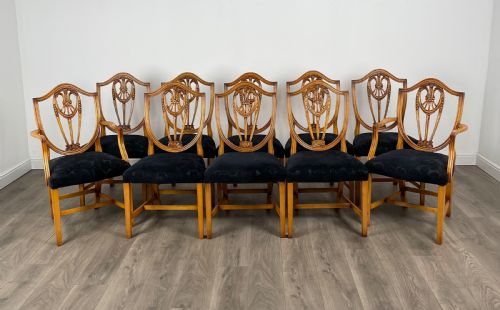 antique 20th century set of 10 hepplewhite shield back dining chairs - CATEGORY: ANTIQUE CHAIRS - DATED 1930