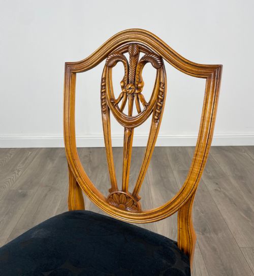 ANTIQUE 20TH CENTURY SET OF 10 HEPPLEWHITE SHIELD BACK DINING CHAIRS - ADDITIONAL PHOTO 4