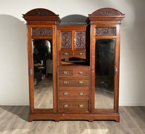 antique edwardian compactum wardrobe in walnut - CATEGORY: ANTIQUE WARDROBES - DATED EDWARDIAN