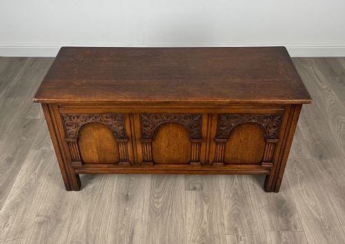 ANTIQUE 20TH CENTURY BLANKET BOX COFFER IN OAK - ADDITIONAL PHOTO 2