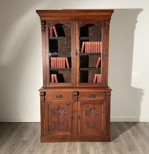ANTIQUE 20TH CENTURY BOOKCASE ON CUPBOARD IN WALNUT - ADDITIONAL PHOTO 1