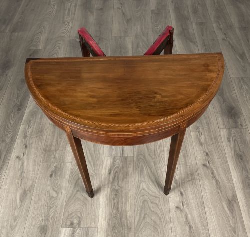 ANTIQUE 19TH CENTURY ROUND INLAID TEA TABLE IN MAHOGANY - ADDITIONAL PHOTO 2