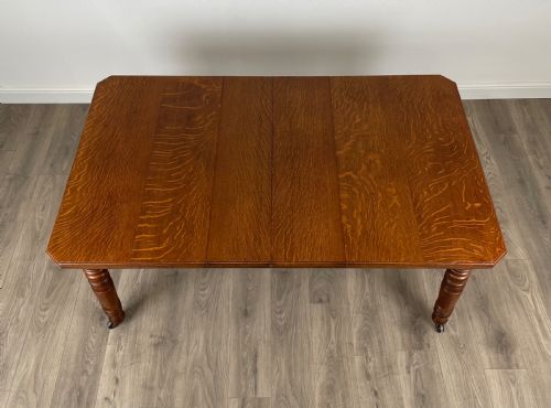 ANTIQUE 19TH CENTURY QUARTER CUT OAK DINING TABLE - ADDITIONAL PHOTO 8
