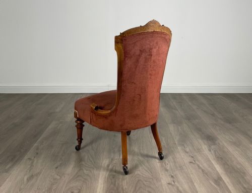 ANTIQUE 19TH CENTURY WALNUT NURSING CHAIR - ADDITIONAL PHOTO 5