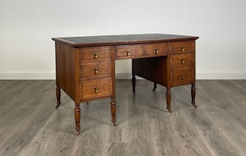 ANTIQUE 20TH CENTURY JACOBEAN STYLE DESK IN OAK - ADDITIONAL PHOTO 10