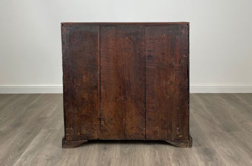 ANTIQUE 18TH CENTURY HEAVILY CARVED BUREAU IN OAK - ADDITIONAL PHOTO 7