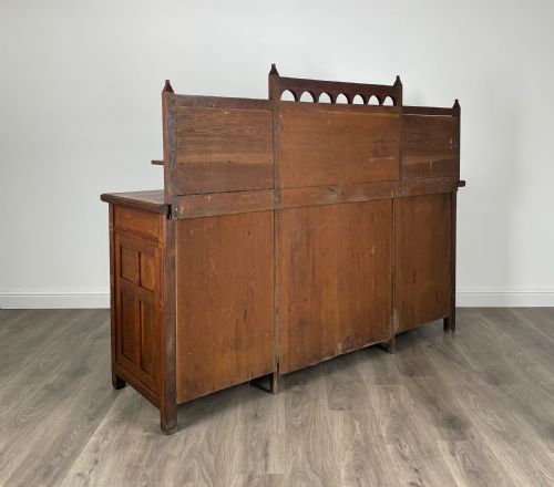 ANTIQUE 20TH CENTURY SIDEBOARD IN OAK - ADDITIONAL PHOTO 6