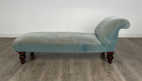 antique 19th century day bed in mahogany - CATEGORY: ANTIQUE BEDS - DATED 19TH CENTURY