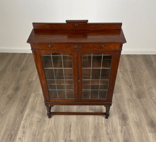 ANTIQUE 20TH CENTURY DISPLAY CABINET IN OAK - ADDITIONAL PHOTO 10