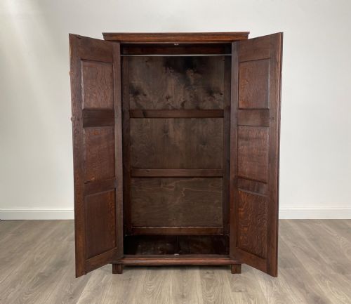 ANTIQUE EDWARDIAN WARDROBE IN SOLID OAK - ADDITIONAL PHOTO 1