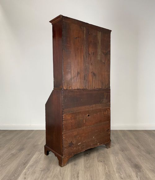 ANTIQUE QUALITY GEORGIAN BUREAU BOOKCASE IN OAK - ADDITIONAL PHOTO 9