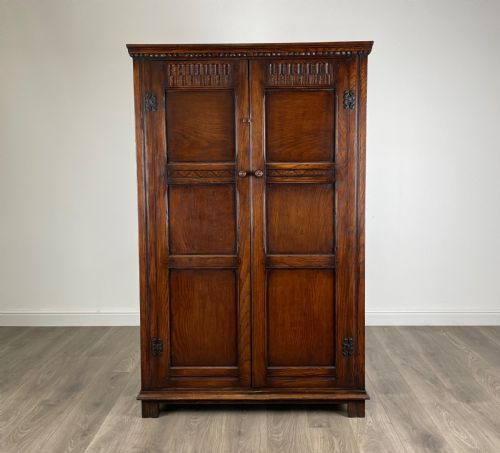 ANTIQUE EDWARDIAN SOLID OAK WARDROBE - ADDITIONAL PHOTO 3