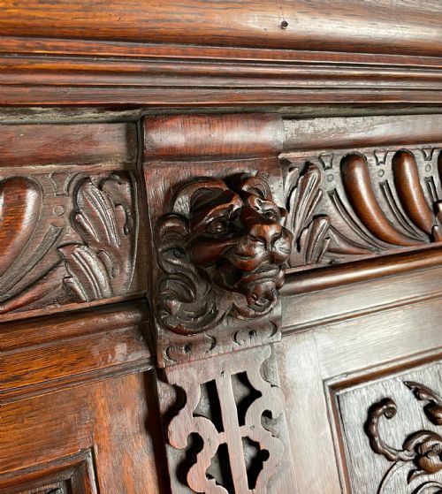 ANTIQUE LATE 19TH CENTURY HEAVILY CARVED CUPBOARD IN OAK - ADDITIONAL PHOTO 10