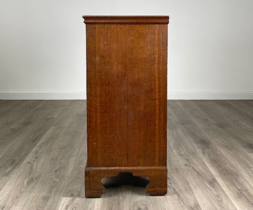ANTIQUE 18TH CENTURY CHEST OF DRAWERS IN OAK - ADDITIONAL PHOTO 2