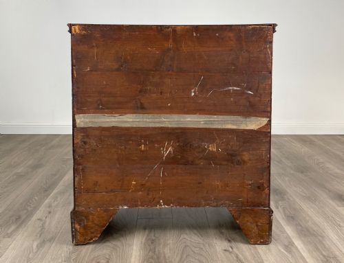 ANTIQUE 18TH CENTURY CHEST OF DRAWERS IN OAK - ADDITIONAL PHOTO 4