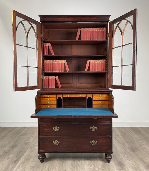 ANTIQUE 18TH CENTURY SECRETAIRE BOOKCASE IN MAHOGANY - ADDITIONAL PHOTO 1