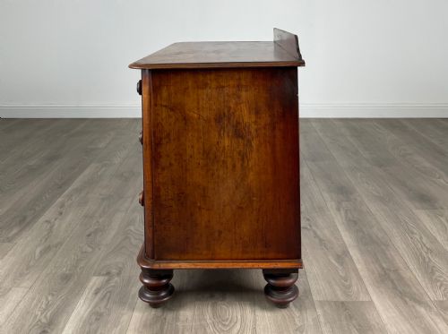 ANTIQUE 19TH CENTURY MAHOGANY CHEST OF DRAWERS - ADDITIONAL PHOTO 2