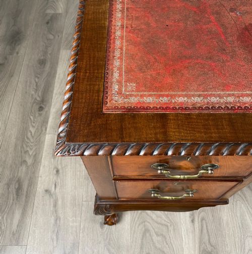 ANTIQUE 20TH CENTURY LEATHER TOP WRITING DESK IN MAHOGANY - ADDITIONAL PHOTO 11