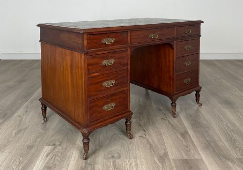ANTIQUE LATE 19TH CENTURY PEDESTAL DESK IN MAHOGANY - ADDITIONAL PHOTO 7