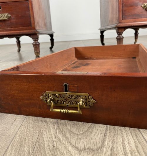 ANTIQUE LATE 19TH CENTURY PEDESTAL DESK IN MAHOGANY - ADDITIONAL PHOTO 10
