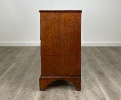 ANTIQUE 18TH CENTURY SMALL CHEST OF DRAWERS IN OAK - ADDITIONAL PHOTO 2