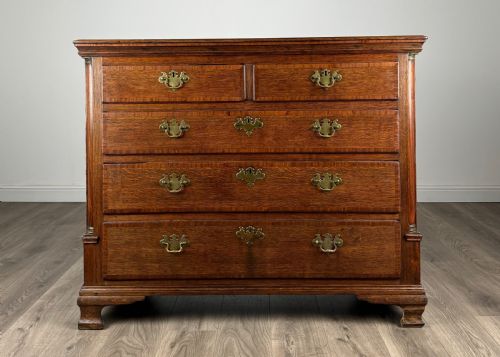 antique 18th century oak chest of drawers - CATEGORY: ANTIQUE CHEST OF DRAWERS - DATED GEORGIAN