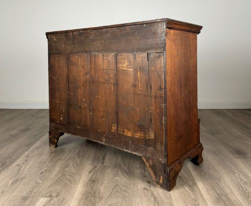 ANTIQUE 18TH CENTURY OAK CHEST OF DRAWERS - ADDITIONAL PHOTO 5