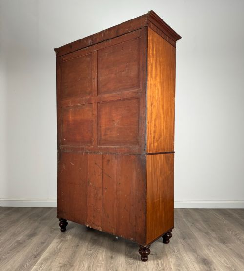 ANTIQUE EARLY 19TH CENTURY LINEN PRESS CUPBOARD IN MAHOGANY - ADDITIONAL PHOTO 6