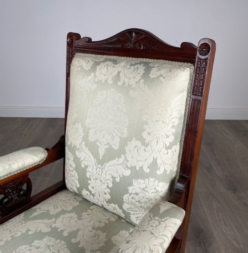 ANTIQUE 20TH CENTURY ARMCHAIR IN MAHOGANY - ADDITIONAL PHOTO 8
