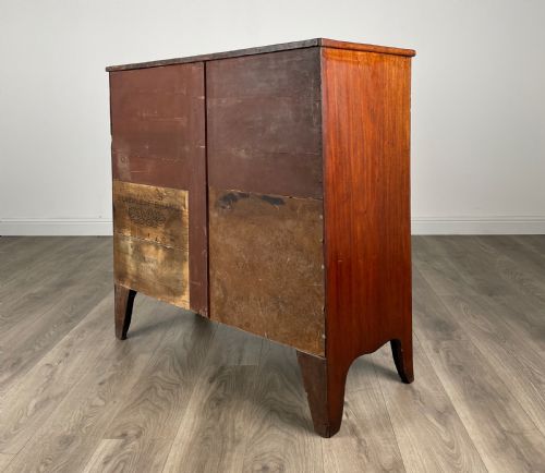 ANTIQUE 18TH CENTURY BOW FRONT CHEST OF DRAWERS IN MAHOGANY - ADDITIONAL PHOTO 5