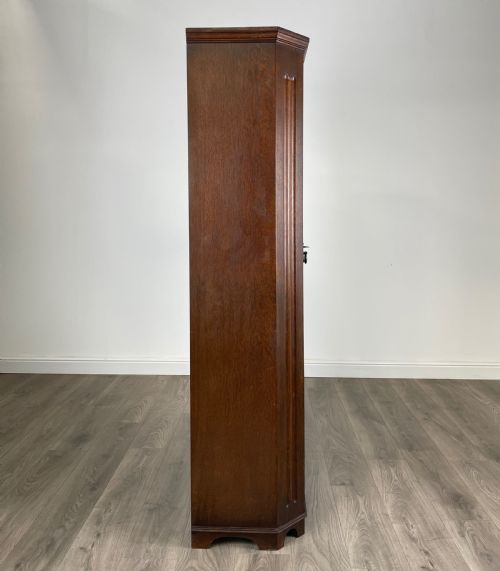 ANTIQUE 20TH CENTURY WARDROBE IN OAK - ADDITIONAL PHOTO 3
