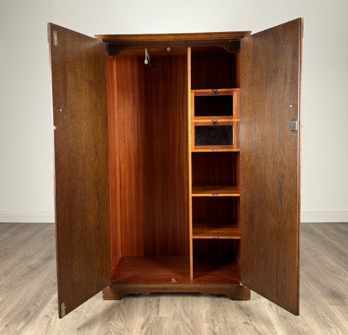 ANTIQUE 20TH CENTURY WARDROBE IN OAK - ADDITIONAL PHOTO 1